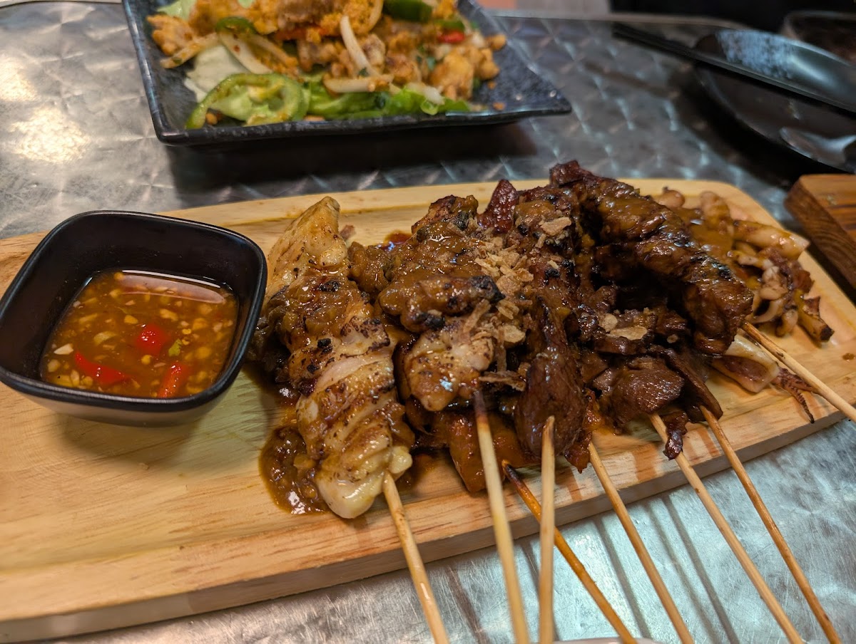 Wing Wah Thai Style Photos 2